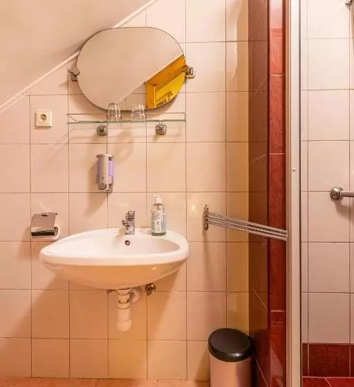 Aamiaismajoitus (B&B) Kisduna étterem Panzió