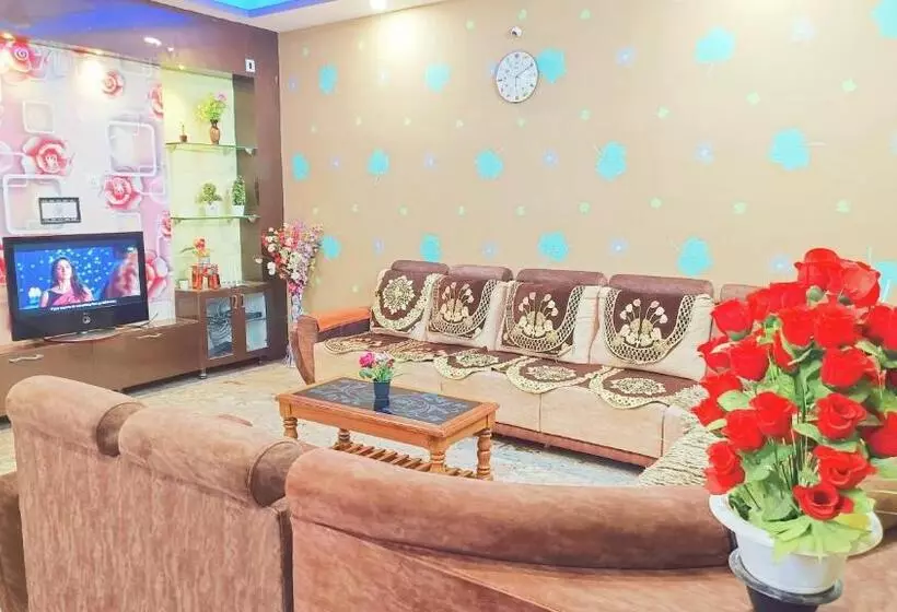 ベッドアンドブレックファースト Sahara Premium Family Homestay