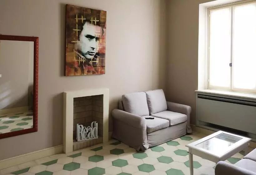 Hotelli Albergo  900