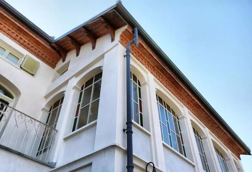 Hotelli Albergo  900