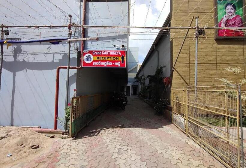 Hotel Grand Karthikeya