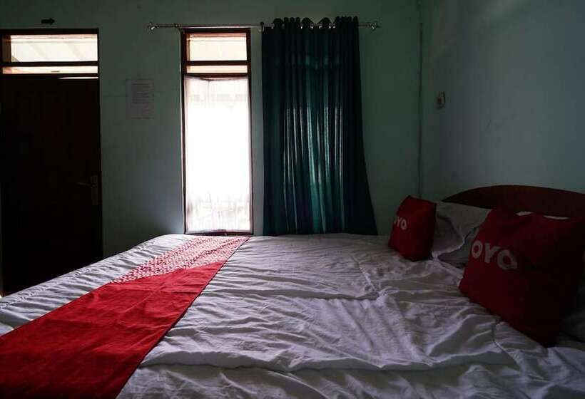Hotel Oyo 93248 Villa Syariah Astuti Lestari