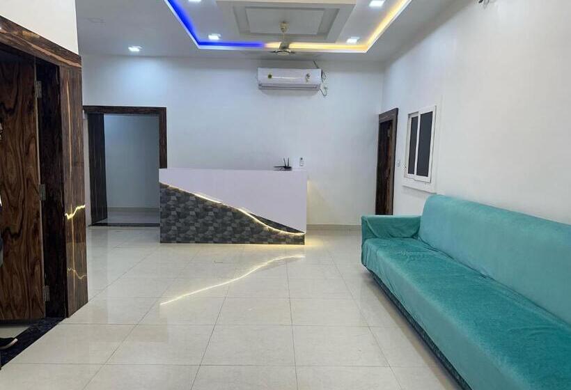 Hotell Oyo Happy Hours Inn