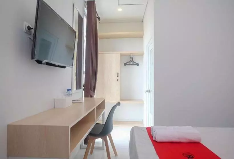 هتل Reddoorz Syariah @ Tlogosari Semarang
