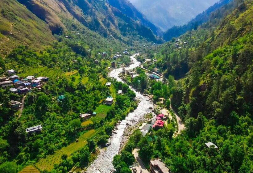 בית מלון כפרי Rrr Grand