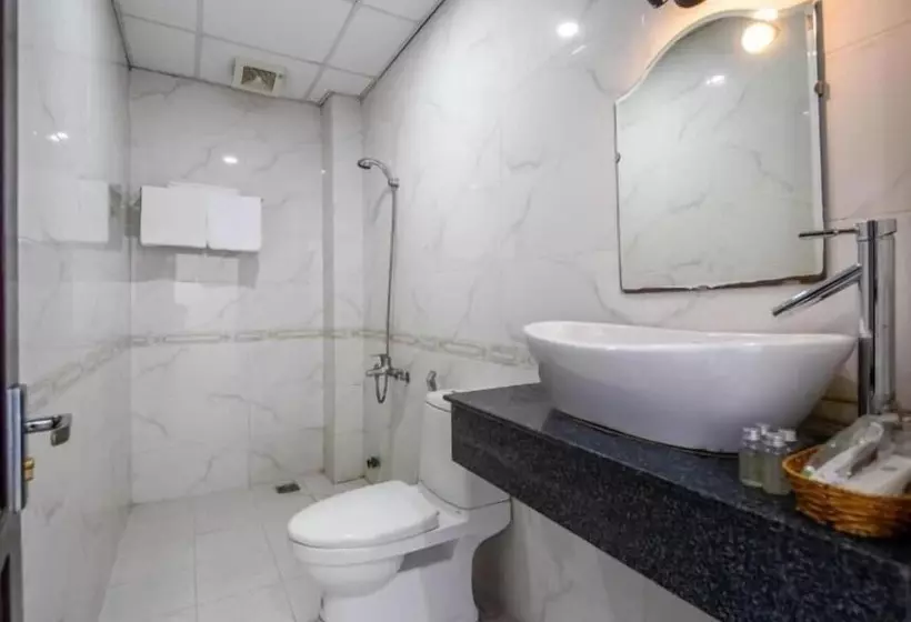 Lotus Rock Hotel đà Nẵng