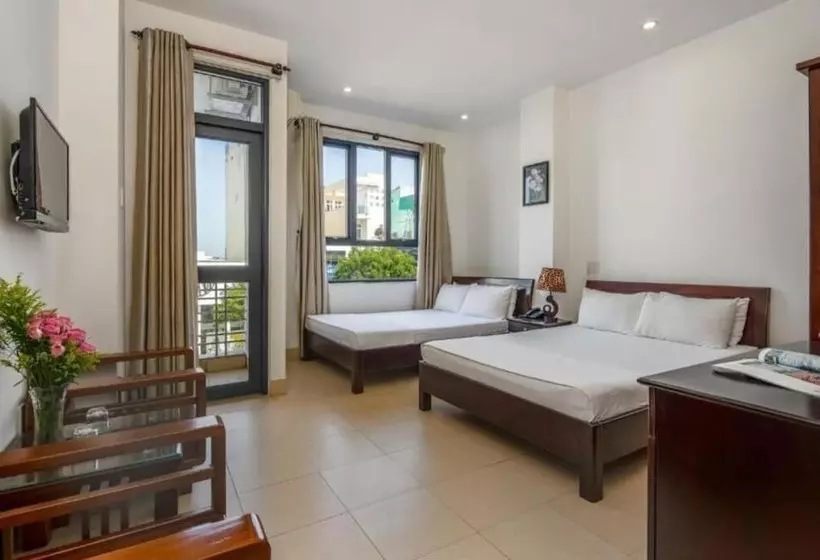 Lotus Rock Hotel đà Nẵng