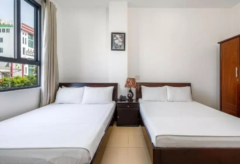 Lotus Rock Hotel đà Nẵng