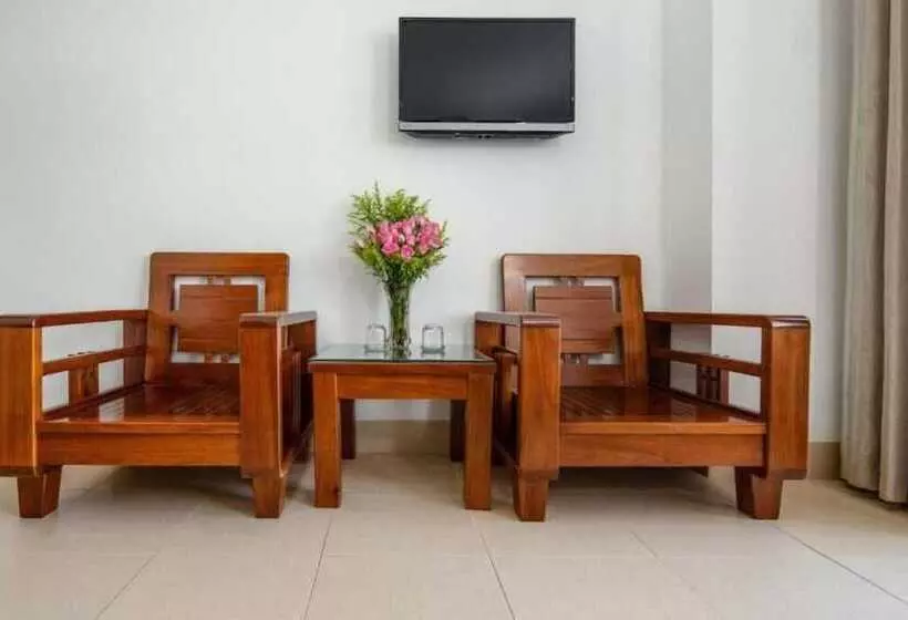 Lotus Rock Hotel đà Nẵng