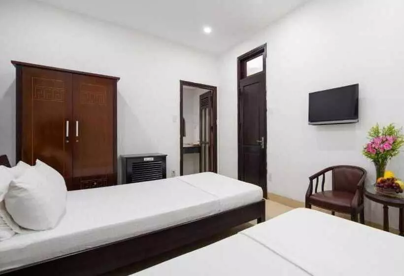 Lotus Rock Hotel đà Nẵng