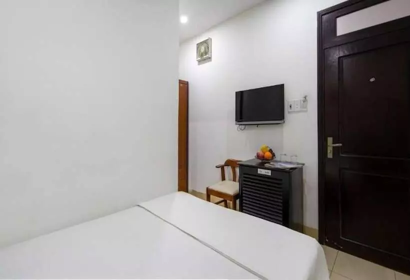 Lotus Rock Hotel đà Nẵng
