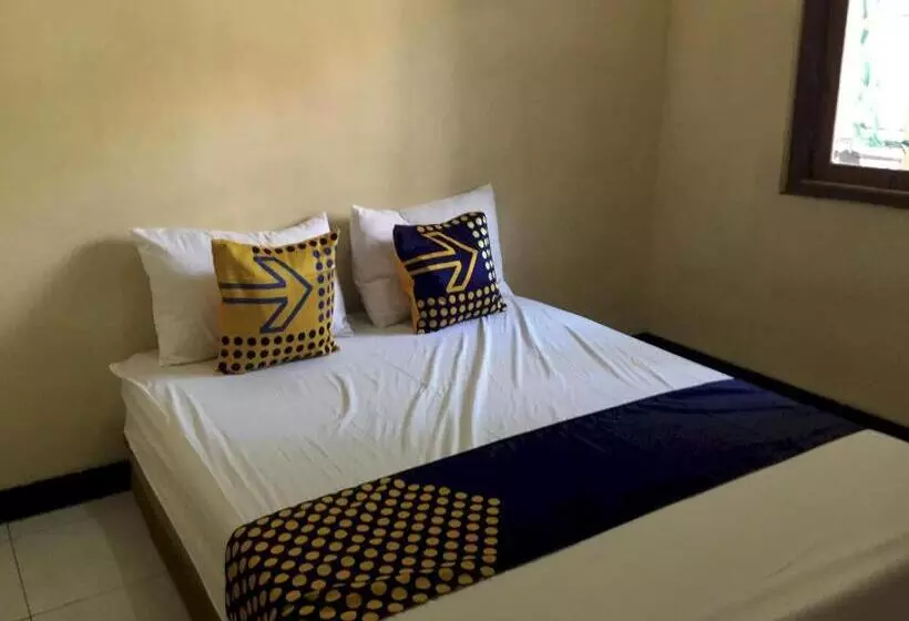 Hotelli Spot On 93290 Homestay Betro Syariah