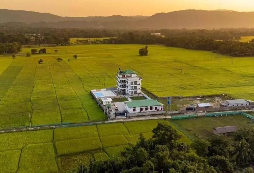 Hotelli The Kaziranga Address