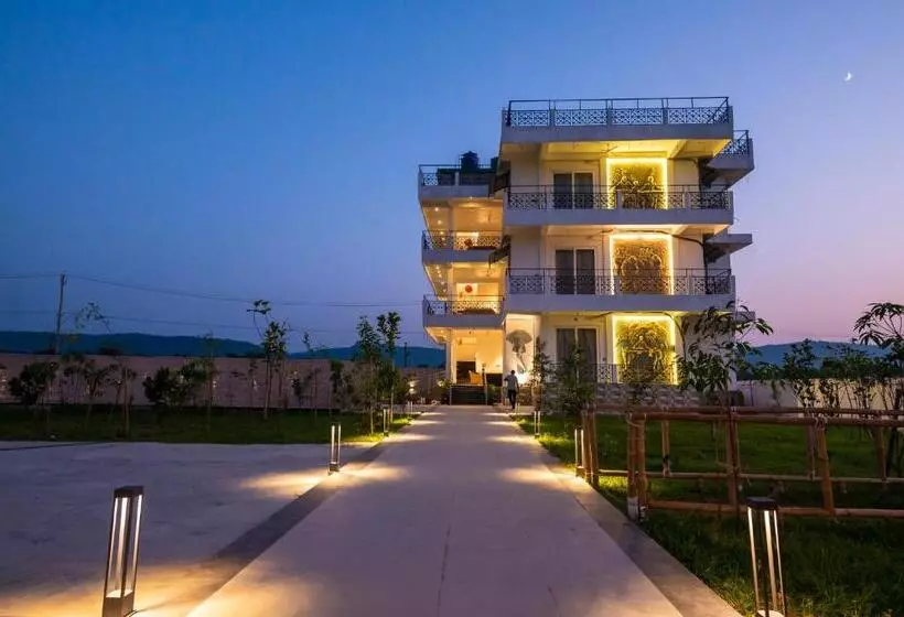 Hotelli The Kaziranga Address