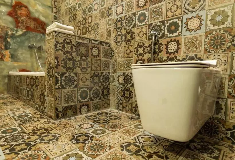 Hotelli The Kaziranga Address