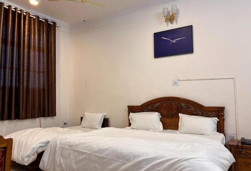 The Patel Stadium Hotel 1 Km From Bus Stand And 2 Km From Railway Station