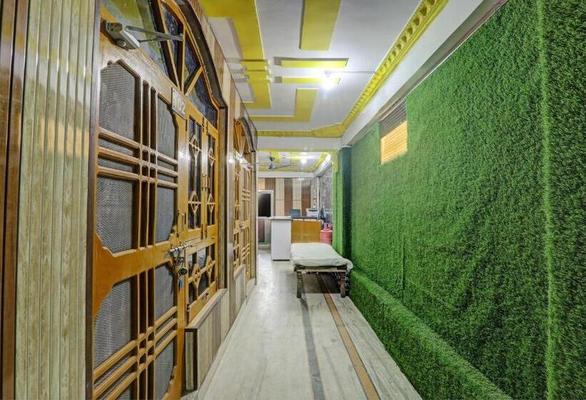 Oyo Flagship Hotel Galaxy Lucknow