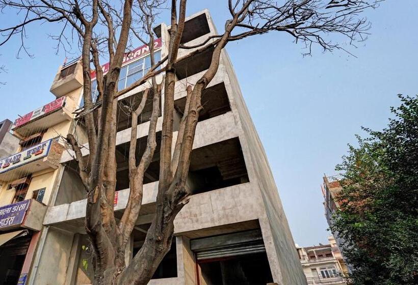 Oyo Flagship Hotel M.r Grand