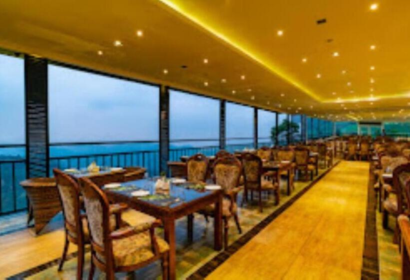 Parakkat Nature Hotel & Resorts Chithirapuram