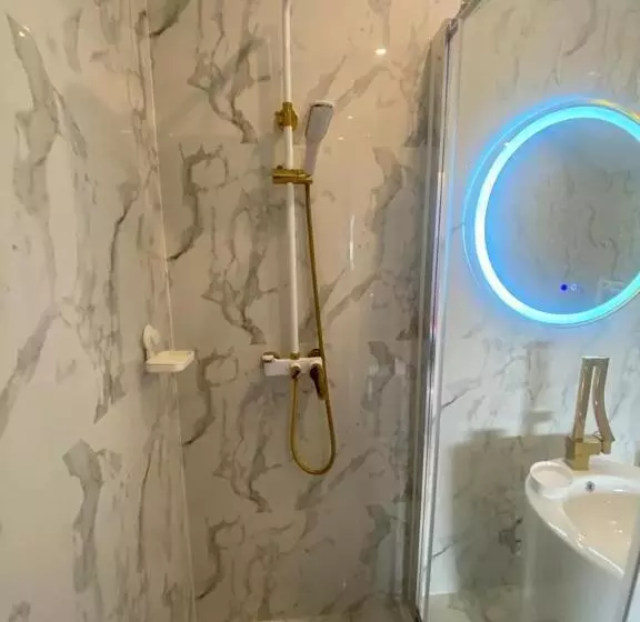 Majatalo Ami Residence Bucharest Airport&therme&parking