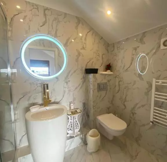 Majatalo Ami Residence Bucharest Airport&therme&parking