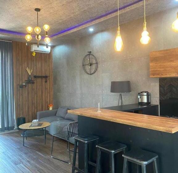 Majatalo Emerald Guest House New York Purwokerto