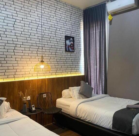 Majatalo Emerald Guest House New York Purwokerto