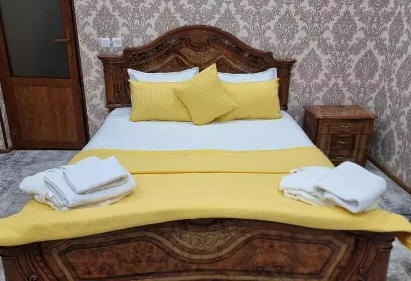 پانسیون Euro House