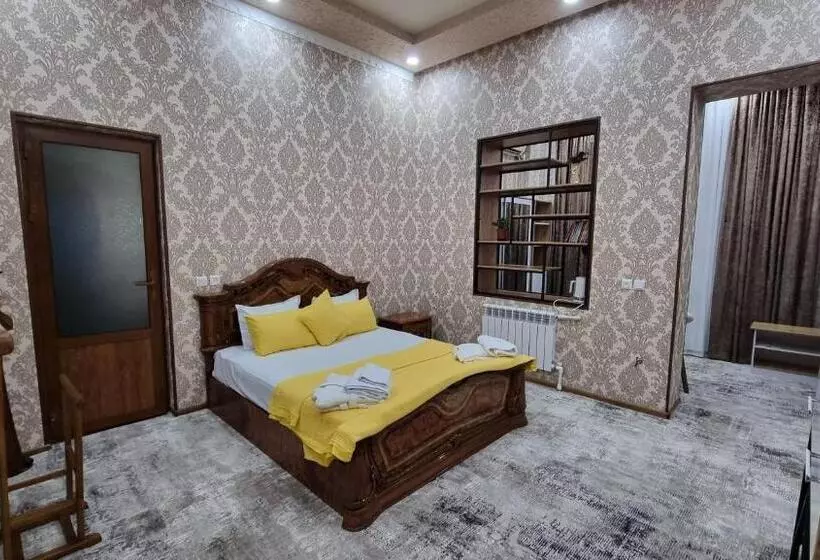 پانسیون Euro House