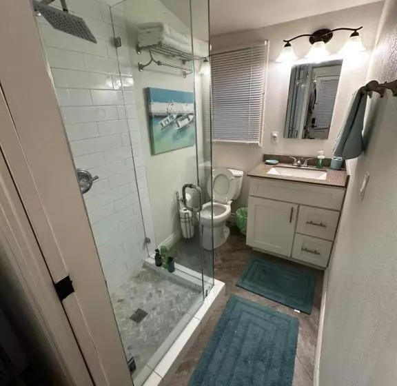 ペンション Guesthouse: Jacuzzi,patio & Entry