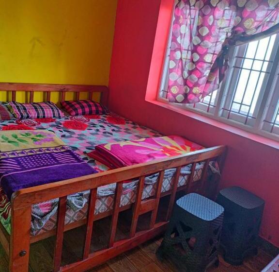 פנסיון Villa Jenova