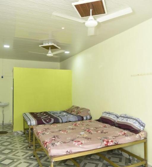 بنسيون Sahyadri Homestay