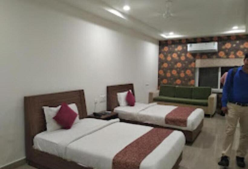 Rest Inn Hotel , Khammam