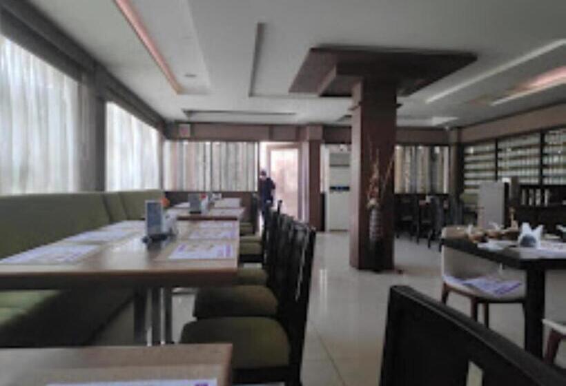 Rest Inn Hotel , Khammam