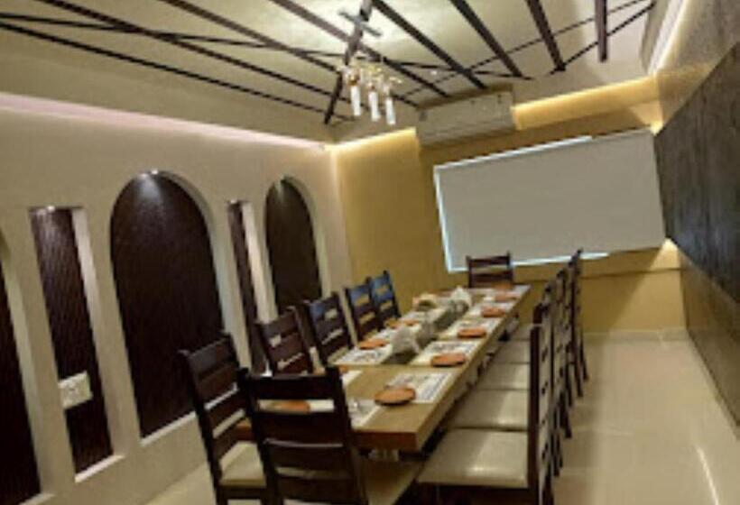 Rest Inn Hotel , Khammam