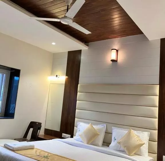 ユースホステル Forest Breeze Inn