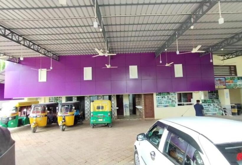 צימר Pulari Backwater & Rooms