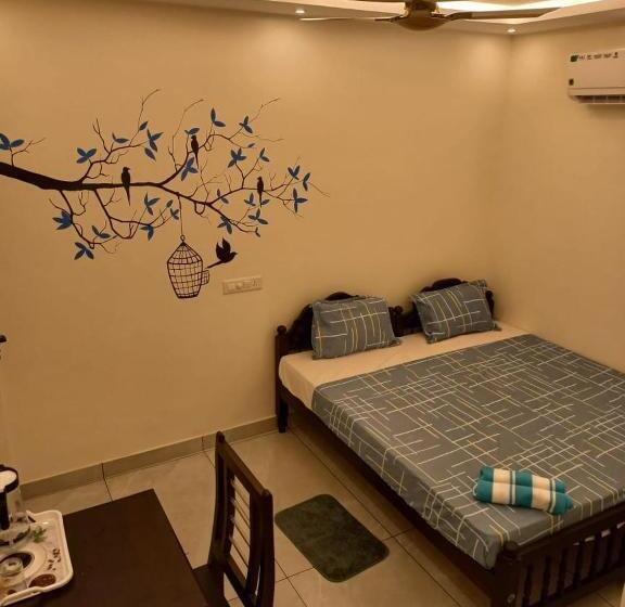 צימר Pulari Backwater & Rooms