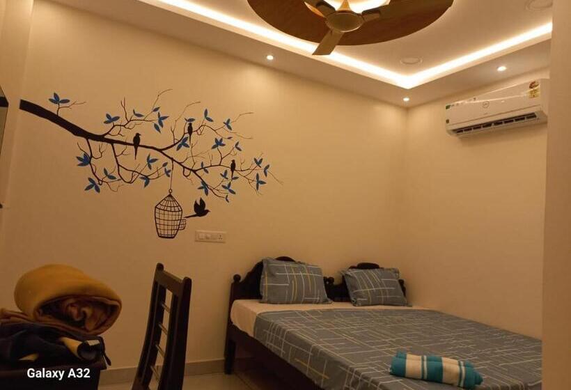 צימר Pulari Backwater & Rooms