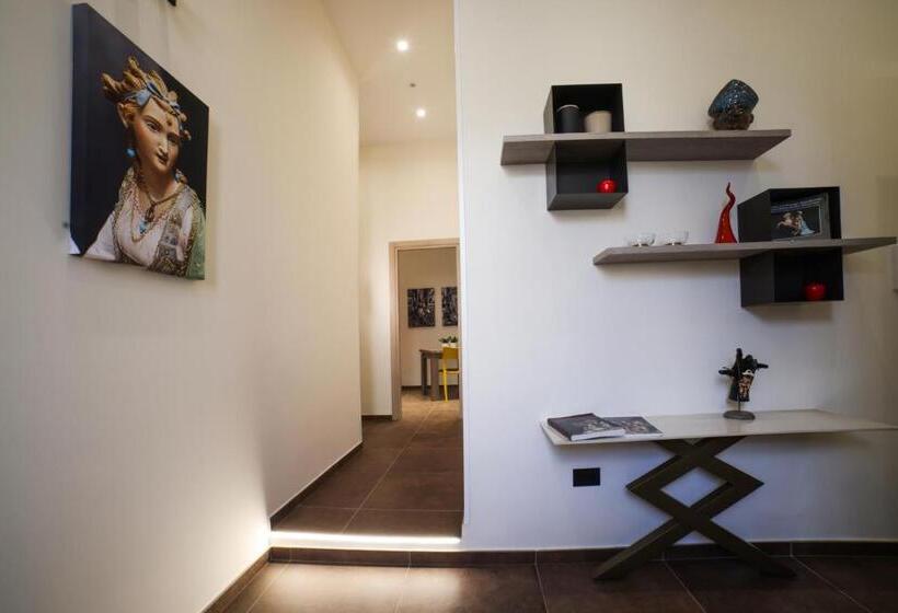 تختخواب و صبحانه Sciuscià Beb Spaccanapoli