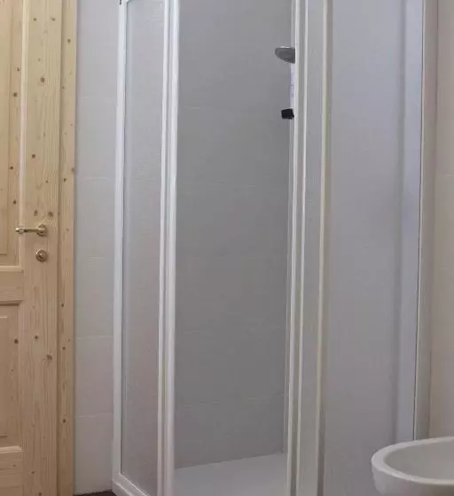 Aamiaismajoitus (B&B) Ski Lodge Pampeago