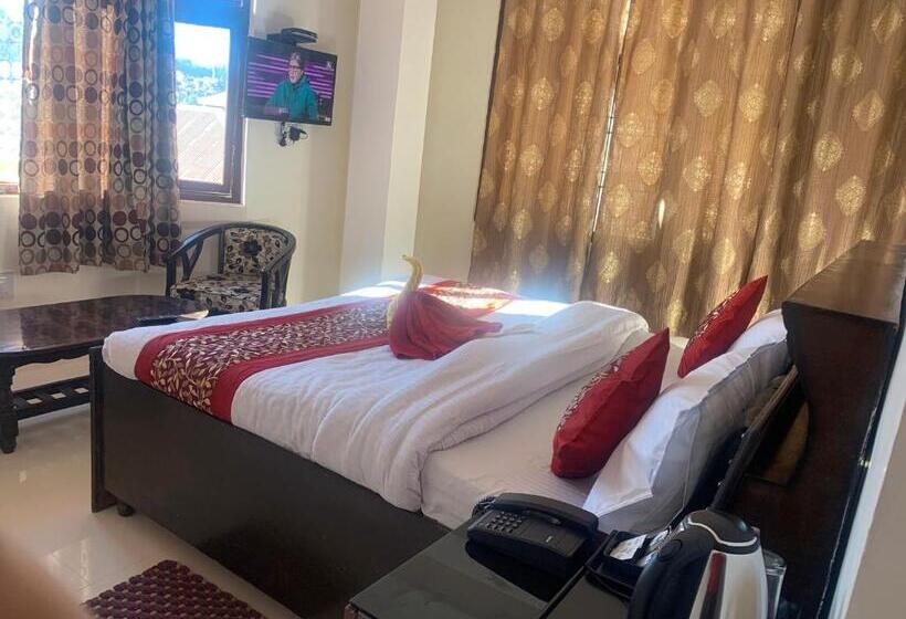 בית מלון כפרי Ananta Inn