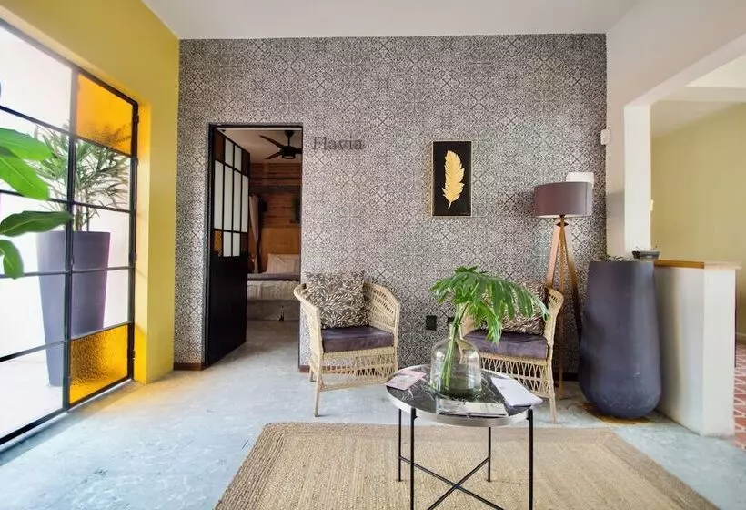 هتل Boutique Santa Elena