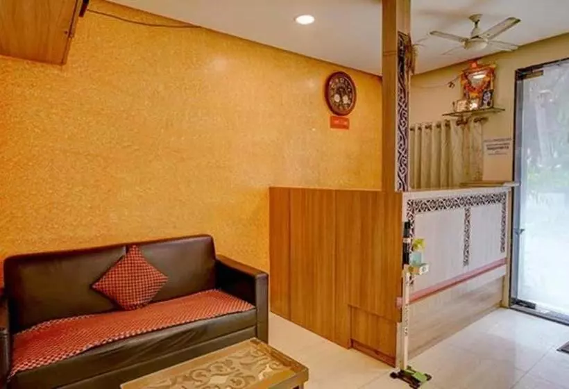 ホテル Fabexpress Prakash Inn   Nr Mumbai International Airport