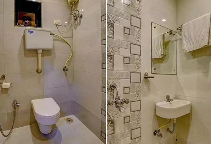 ホテル Fabexpress Prakash Inn   Nr Mumbai International Airport