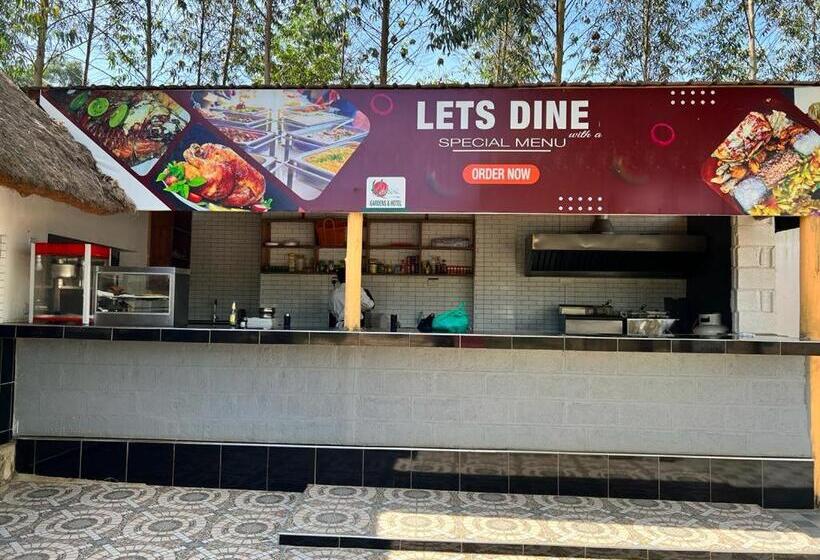 هتل Kakiri Gardens And