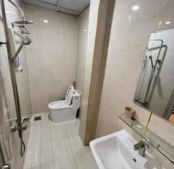 هتل Khách Sạn Vạn Thành đạt