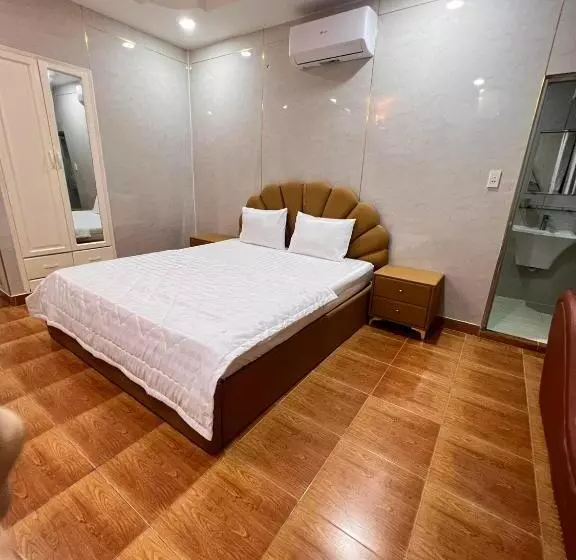 هتل Khách Sạn Vạn Thành đạt