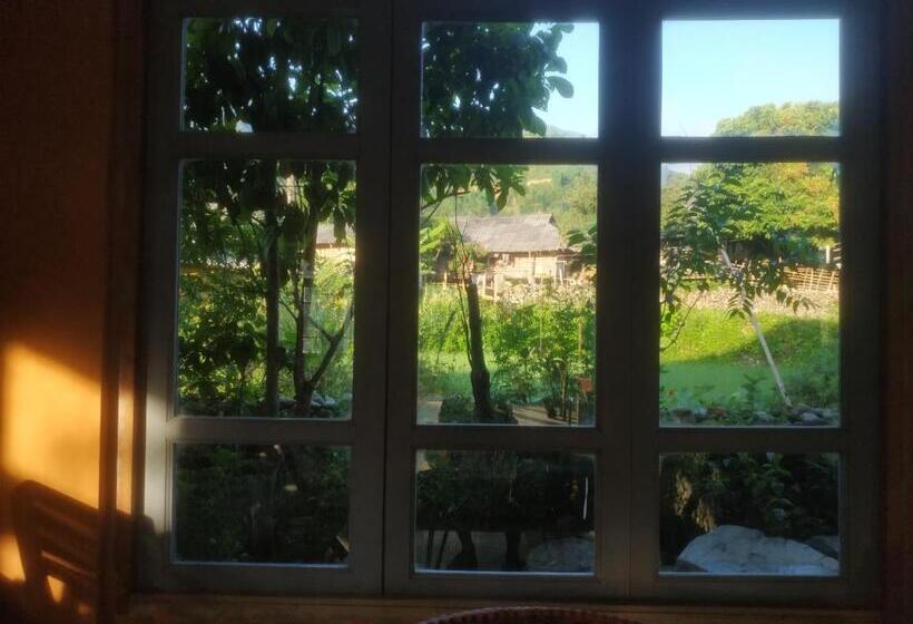 Hôtel Little House In Khaupha