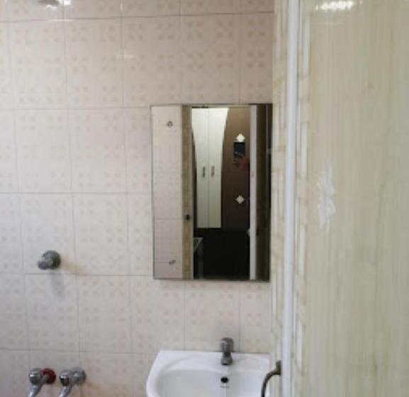 Hotel Manvizha Thirukadaiyur